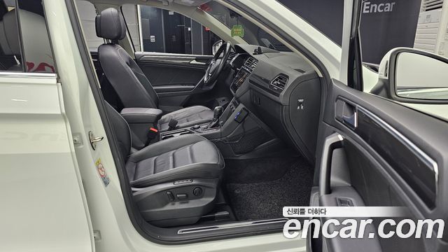 Volkswagen Tiguan (II) 2.0 TDI 4Motion Prestige 2020 — фото 11
