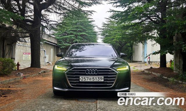 Audi A8 (D5) 55 TFSI Quattro LWB 2020 — фото 2