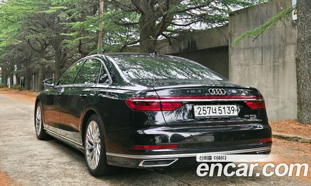 Audi A8 (D5) 55 TFSI Quattro LWB 2020 — фото 4