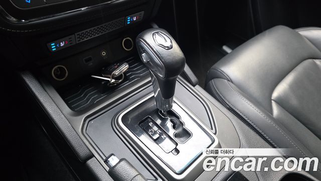 KG Mobility (SsangYong) Rexton Sports Khan Diesel 2.2 2WD Professional S (5-Link) 2019 — фото 9