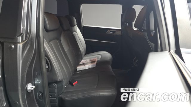 KG Mobility (SsangYong) Rexton Sports Khan Diesel 2.2 2WD Professional S (5-Link) 2019 — фото 11