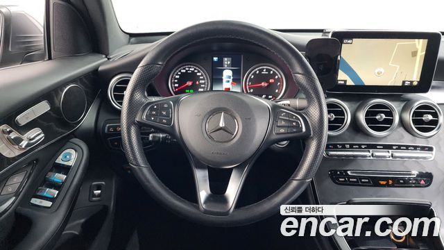 Mercedes-Benz GLC-Class (X253) GCL300 4MATIC Coupe 2019 — фото 13