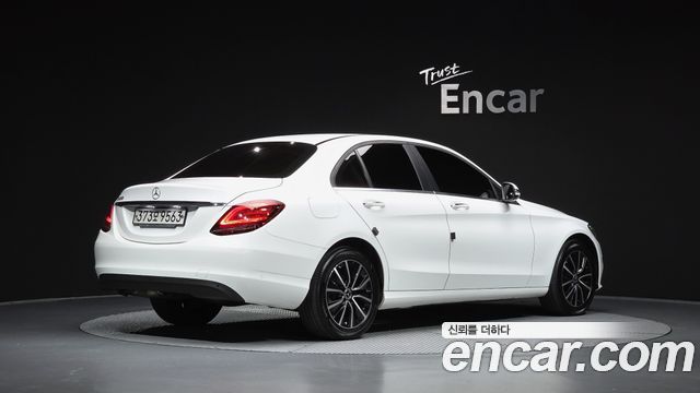 Mercedes-Benz C-Class (W205) C200 2019 — фото 2