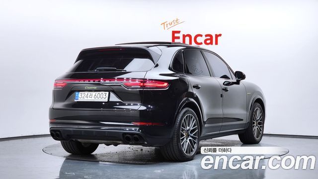 Porsche Cayenne (PO536) 3.0 E-HYBRID PLATINUM EDITION 2023 — фото 2