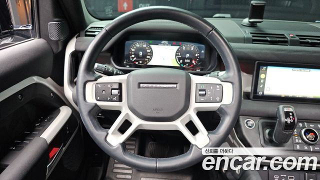 Land Rover Defender (L663) 110 D240 SE 2020 — фото 17