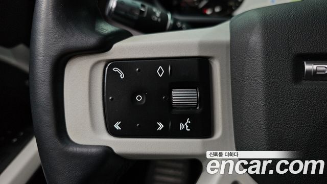 Land Rover Defender (L663) 110 D240 SE 2020 — фото 34