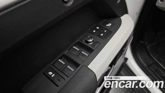 Land Rover Defender (L663) 110 D240 SE 2020 — фото 40