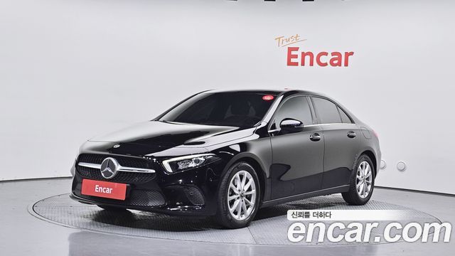 Mercedes-Benz A-Class (W177) A220 Sedan 2020 — фото 1