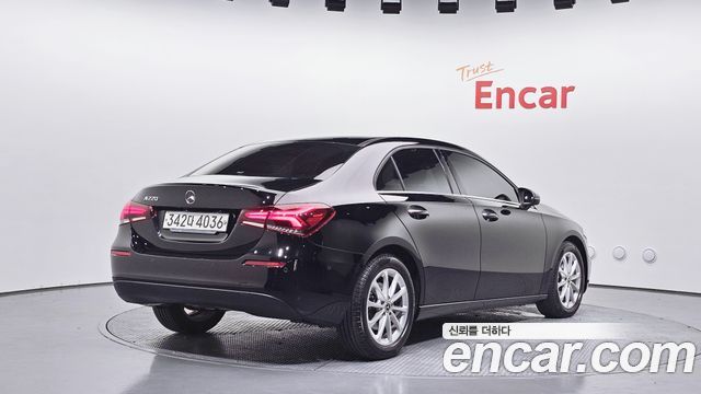 Mercedes-Benz A-Class (W177) A220 Sedan 2020 — фото 2