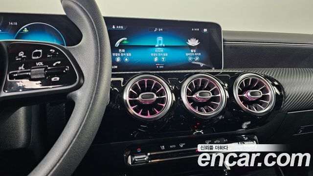 Mercedes-Benz A-Class (W177) A220 Sedan 2020 — фото 12