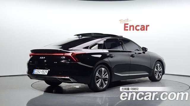 Kia K8 Hybrid Signature 2023 — фото 2