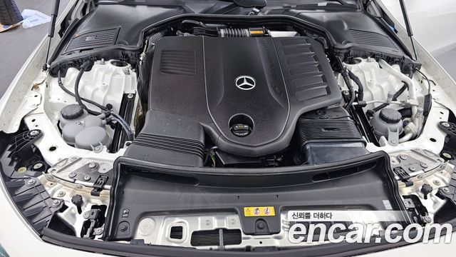 Mercedes-Benz CLE-Class (C236) CLE450 4MATIC Cabriolet 2024 — фото 6