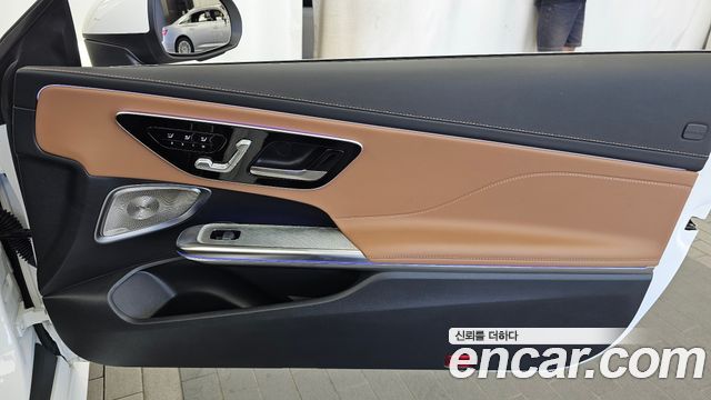Mercedes-Benz CLE-Class (C236) CLE450 4MATIC Cabriolet 2024 — фото 31