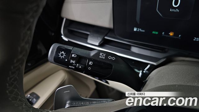 Kia Carnival (IV) Gasoline 9-Seater Signature 2024 — фото 32