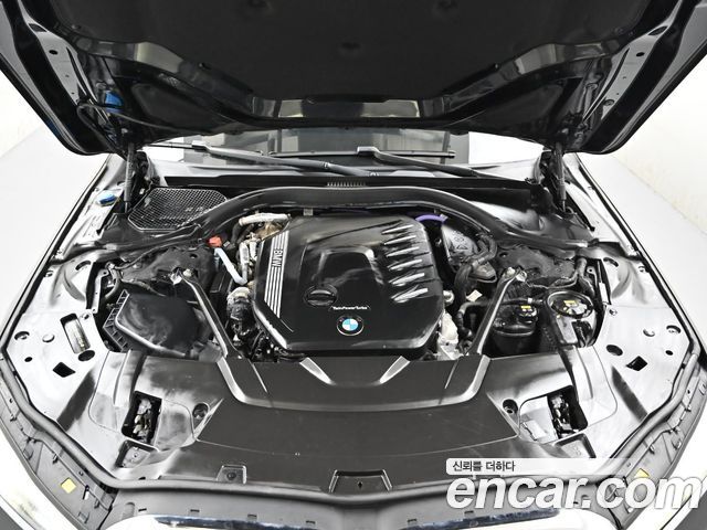 BMW 7 Series (G11) 740d xDrive M Sport 2021 — фото 6