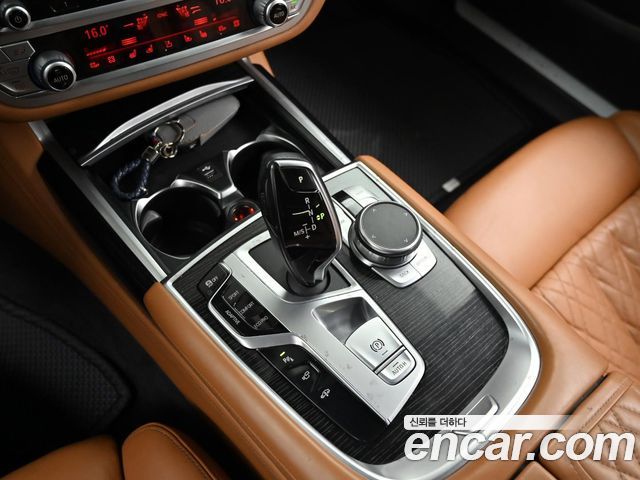BMW 7 Series (G11) 740d xDrive M Sport 2021 — фото 9