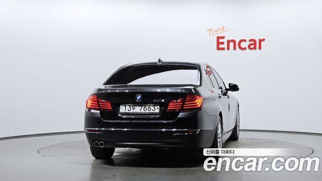 BMW 5 Series (F10) 528i Luxury Plus 2015 — фото 4