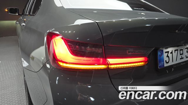 BMW 3 Series (G20) 320i M Sport 2025 — фото 23