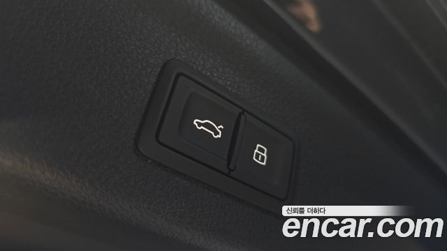 Audi Q3 (F3) 35 TDI Premium 2025 — фото 20
