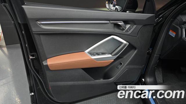 Audi Q3 (F3) 35 TDI Premium 2025 — фото 24