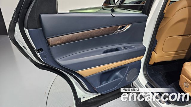 Genesis GV80 2.5T Gasoline AWD 2023 — фото 25