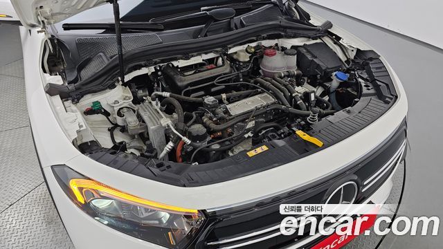Mercedes-Benz EQA (H243) EQA250 AMG Line 2024 — фото 6