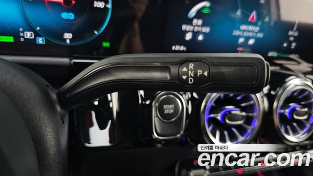 Mercedes-Benz EQA (H243) EQA250 AMG Line 2024 — фото 9