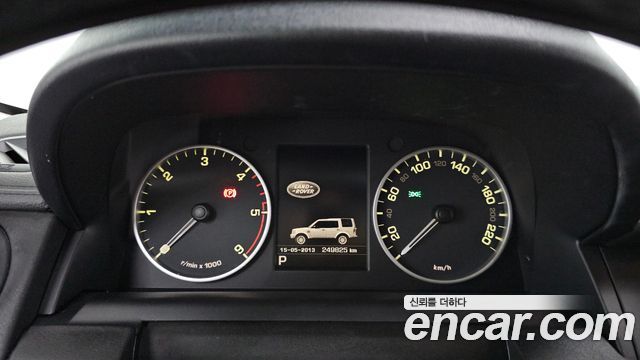 Land Rover Discovery 4 3.0 SDV6 HSE 2014 — фото 8