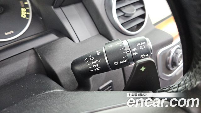 Land Rover Discovery 4 3.0 SDV6 HSE 2014 — фото 19