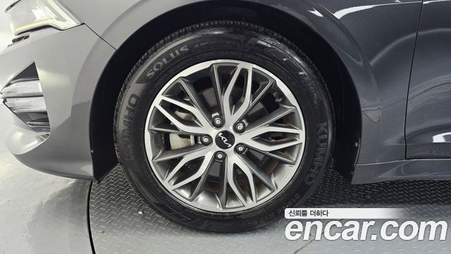 Kia K5 (III) 2.0 Prestige 2022 — фото 5