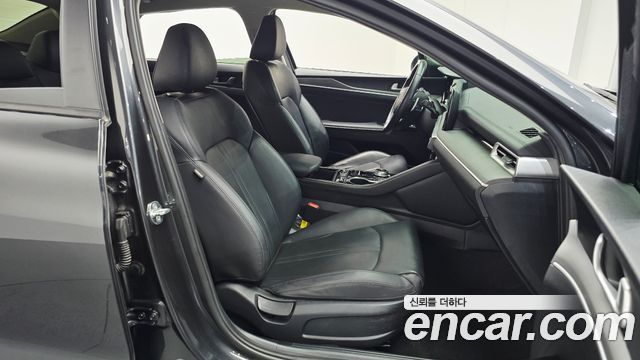 Kia K5 (III) 2.0 Prestige 2022 — фото 16