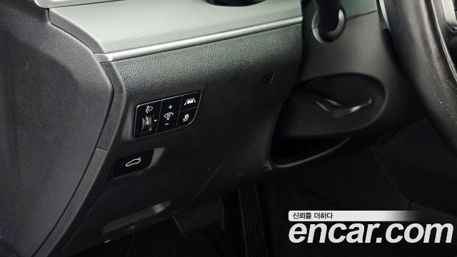 Kia K5 (III) 2.0 Prestige 2022 — фото 20