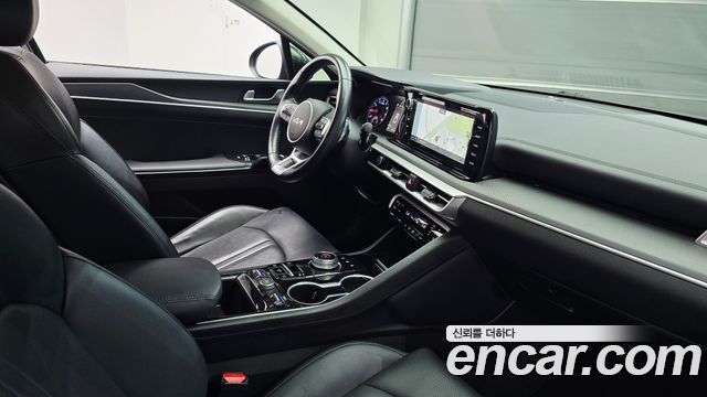 Kia K5 (III) 2.0 Prestige 2022 — фото 23