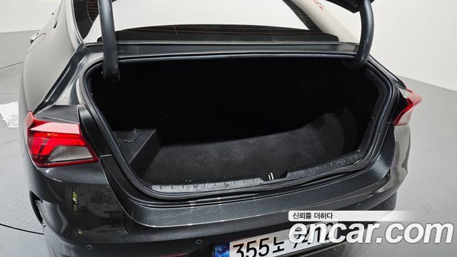 Kia K5 (III) 2.0 Prestige 2022 — фото 24
