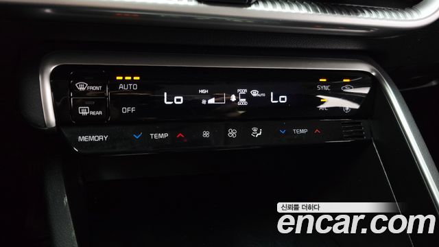 Kia K5 (III) 2.0 Prestige 2022 — фото 35