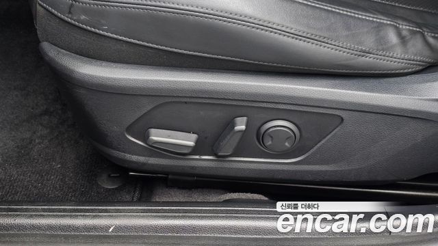 Kia K5 (III) 2.0 Prestige 2022 — фото 36