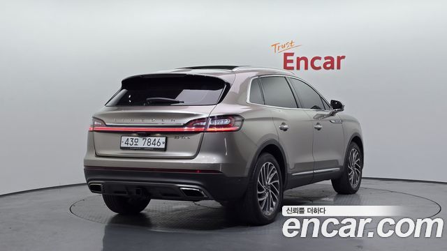 Lincoln Nautilus (I) 2.7 Reserve AWD 2019 — фото 2