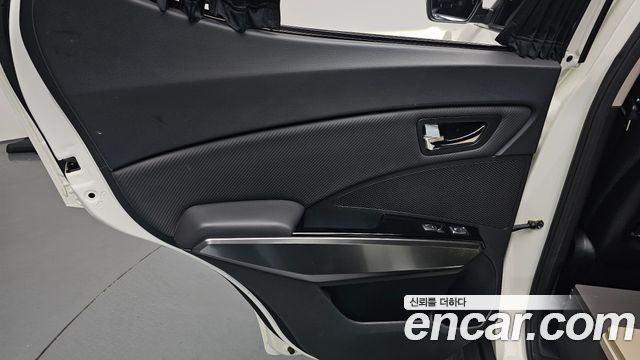 KG Mobility (SsangYong) Tivoli Air 1.5 A3 2WD 2021 — фото 31