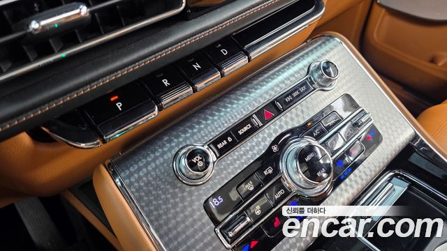 Lincoln Aviator (II) 3.0 Black Label AWD 2020 — фото 9