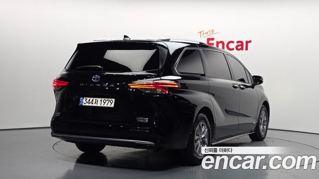 Toyota Sienna (IV) 2.5 Hybrid AWD 2021 — фото 2