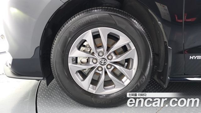 Toyota Sienna (IV) 2.5 Hybrid AWD 2021 — фото 5