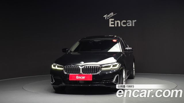 BMW 5 Series (G30) 530i xDrive Luxury 2022 — фото 3