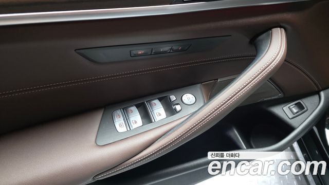BMW 5 Series (G30) 530i xDrive Luxury 2022 — фото 27