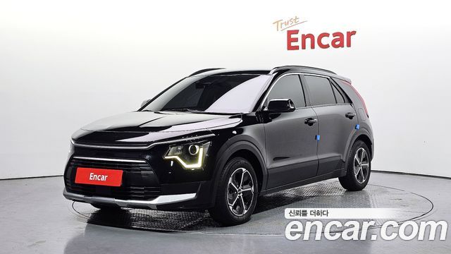 Kia Niro Prestige 2022 — фото 1