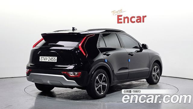 Kia Niro Prestige 2022 — фото 2