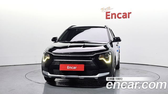 Kia Niro Prestige 2022 — фото 3