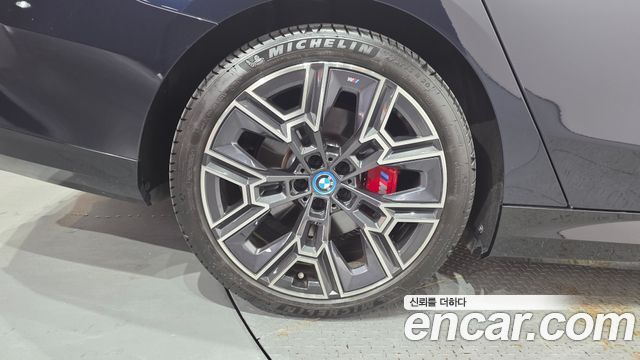 BMW i5 (G60) eDrive 40 M Sport Pro 2024 — фото 5