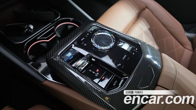BMW i5 (G60) eDrive 40 M Sport Pro 2024 — фото 9