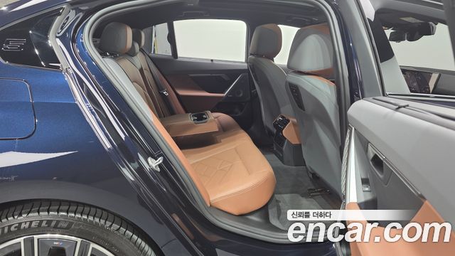 BMW i5 (G60) eDrive 40 M Sport Pro 2024 — фото 15