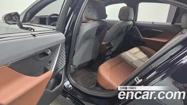 BMW i5 (G60) eDrive 40 M Sport Pro 2024 — фото 16
